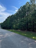 000 Harbor Drive, Macon, NC 27551