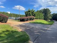 000 Harbor Drive, Macon, NC 27551