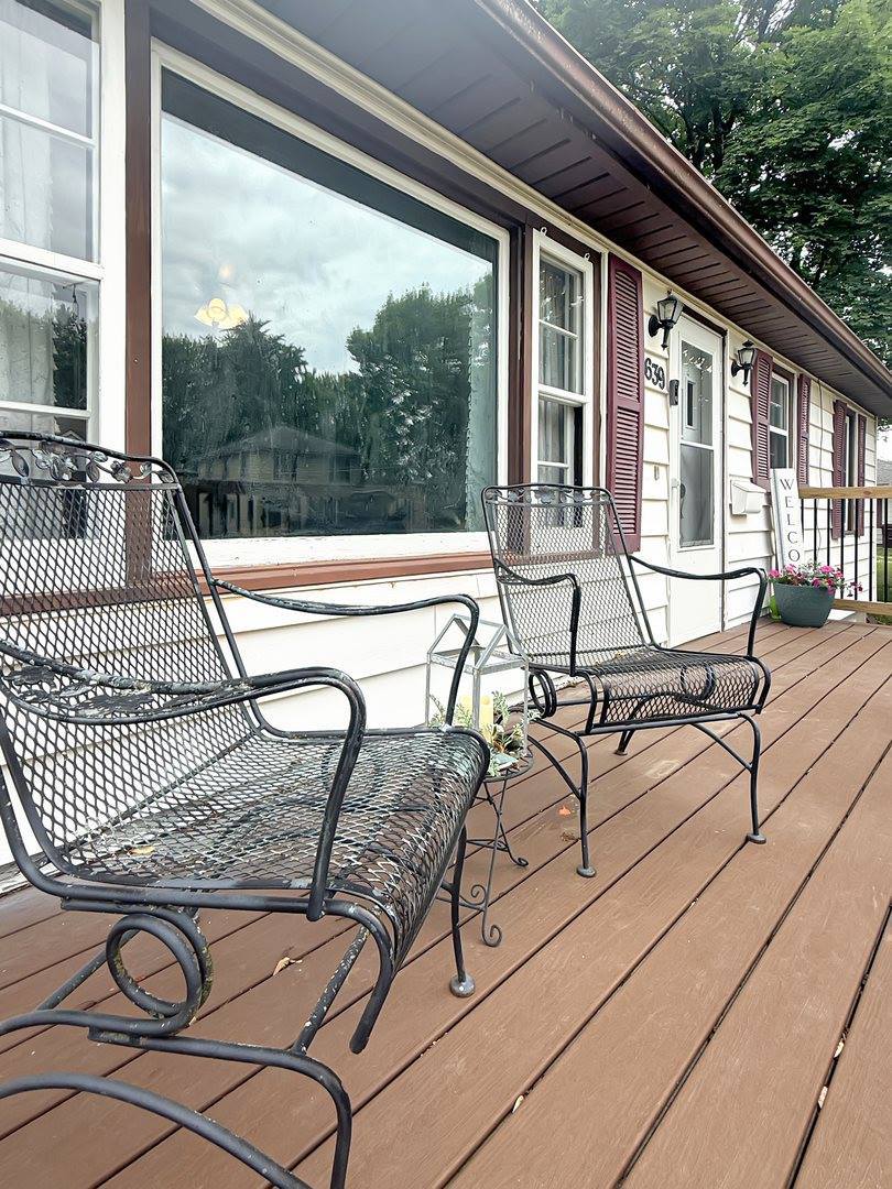 1639 South Highland Avenue, Freeport, IL 61032