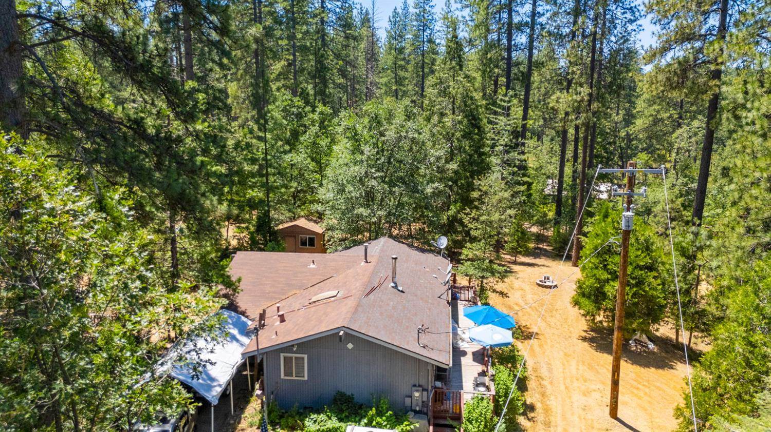 23555 Rock Hammer Road, Groveland, CA 95321