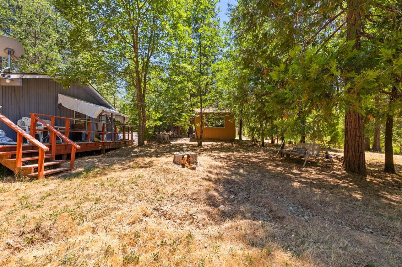 23555 Rock Hammer Road, Groveland, CA 95321