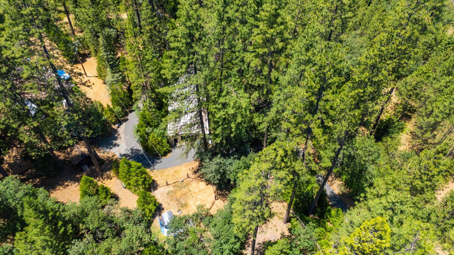 23555 Rock Hammer Road, Groveland, CA 95321