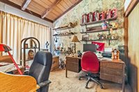 23555 Rock Hammer Road, Groveland, CA 95321