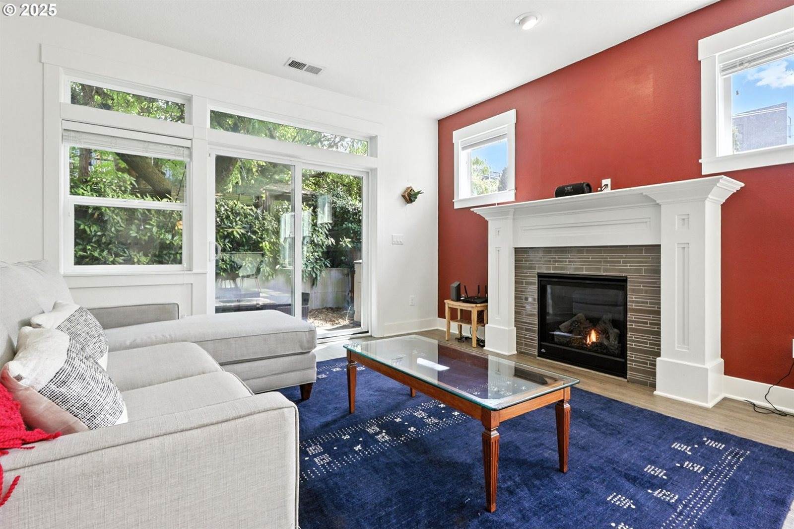 18 NE Cook St, Portland, OR 97212