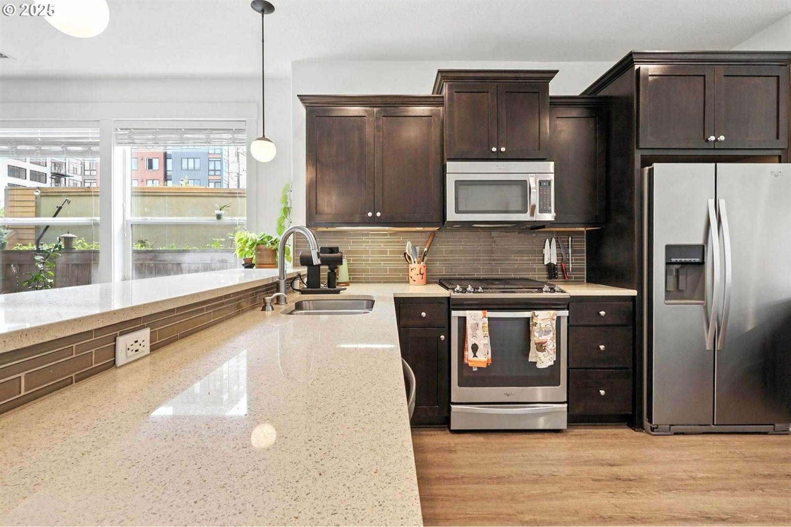 18 NE Cook St, Portland, OR 97212