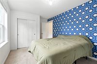 18 NE Cook St, Portland, OR 97212