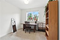 18 NE Cook St, Portland, OR 97212