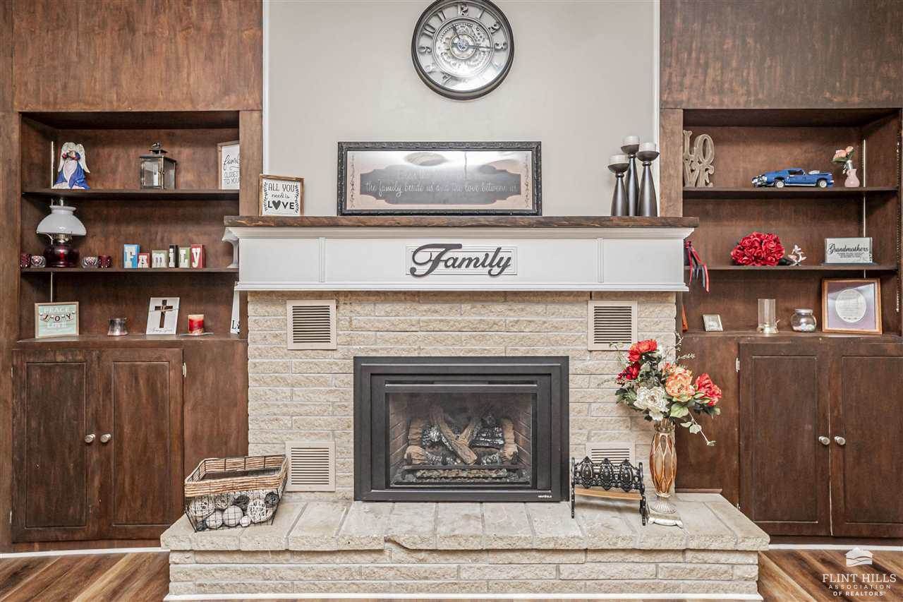 205 East 4th Street, Solomon, KS 67480