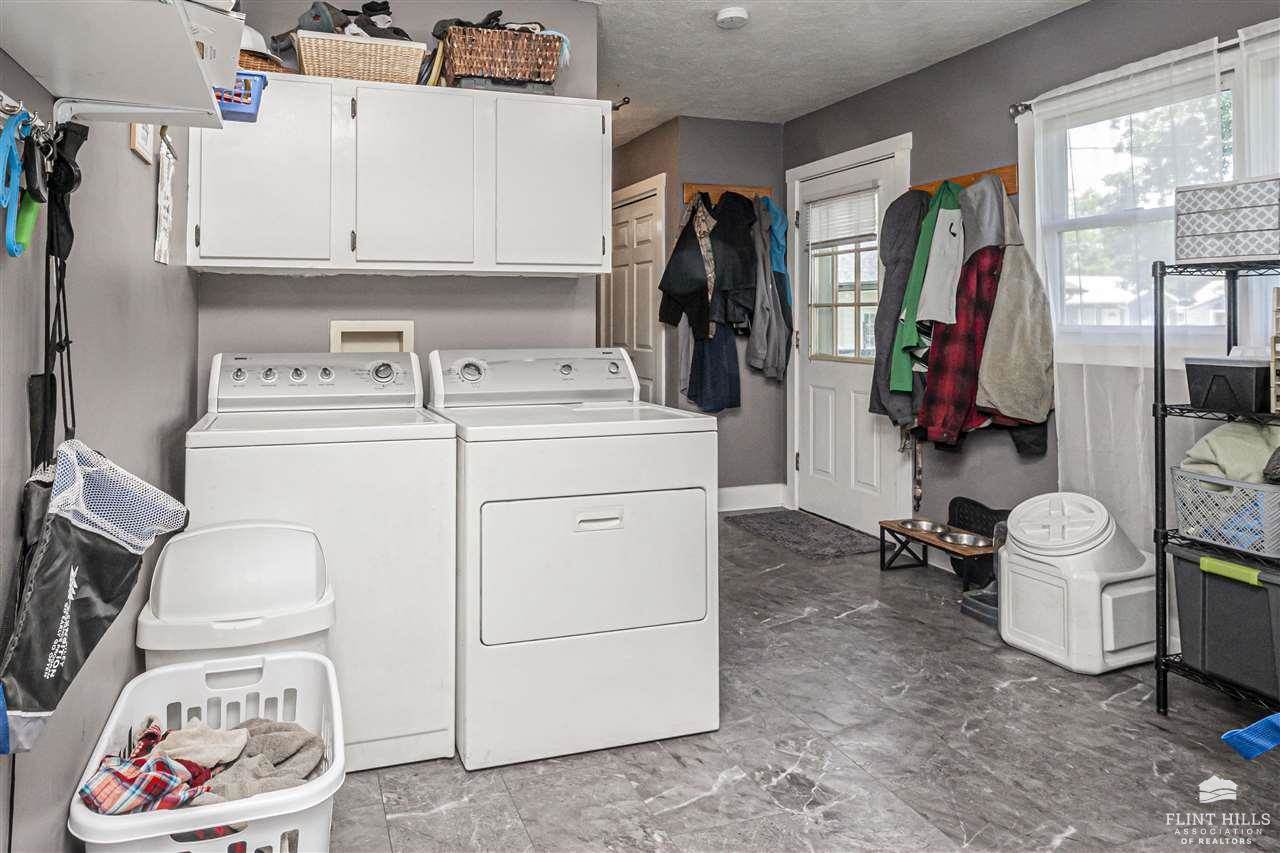 205 East 4th Street, Solomon, KS 67480