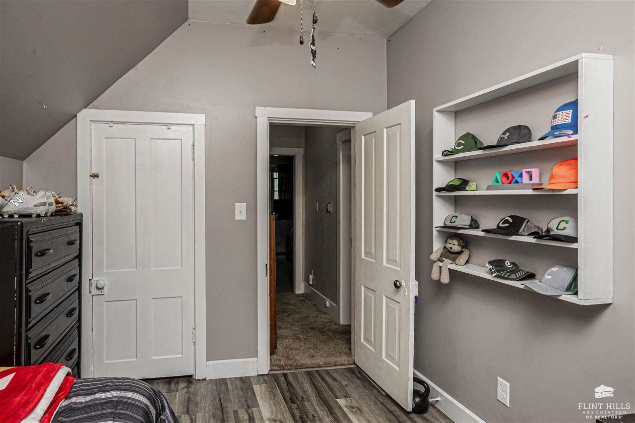 205 East 4th Street, Solomon, KS 67480