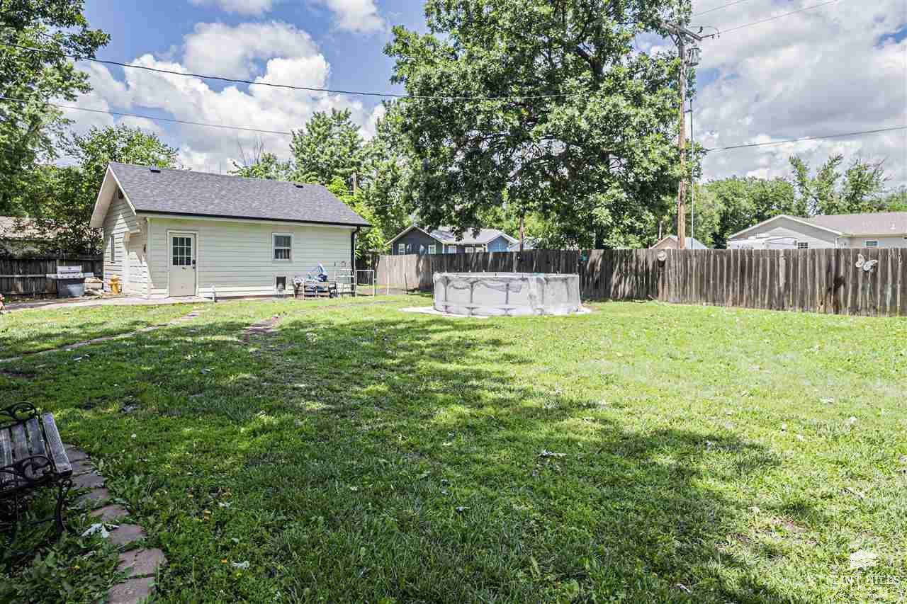 205 East 4th Street, Solomon, KS 67480