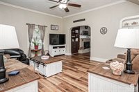 205 East 4th Street, Solomon, KS 67480