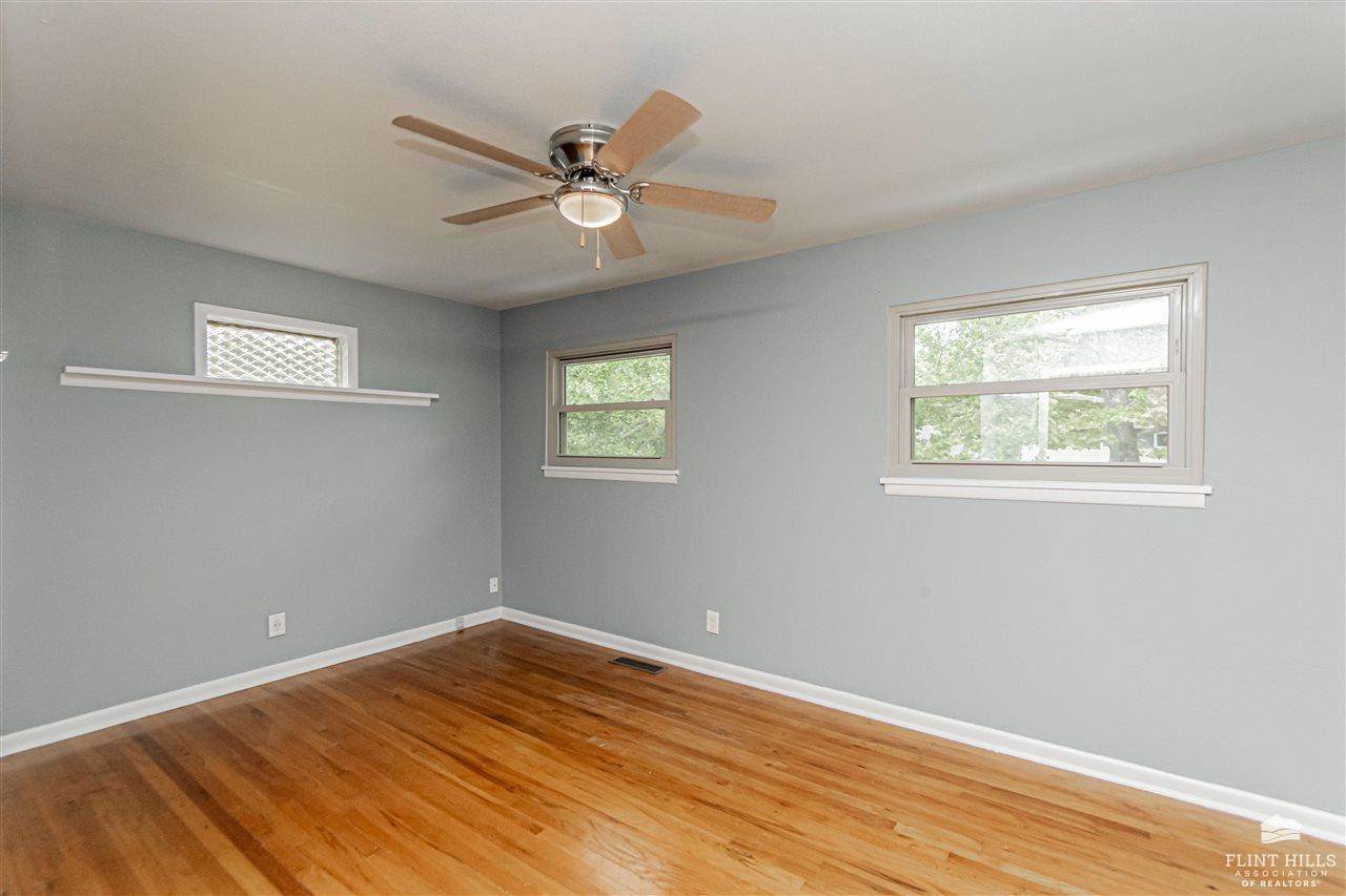 2004 Strong Avenue, Manhattan, KS 66502