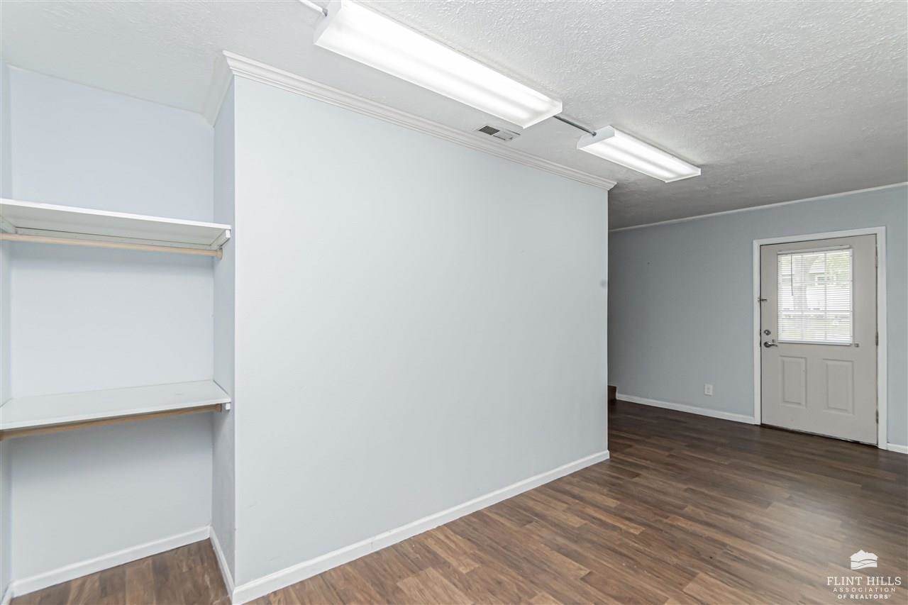 2004 Strong Avenue, Manhattan, KS 66502