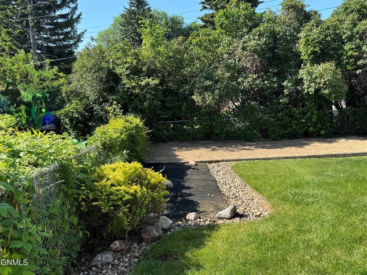 103 Cherokee Avenue, Bismarck, ND 58501