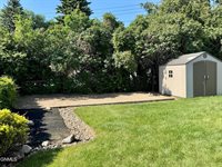 103 Cherokee Avenue, Bismarck, ND 58501