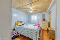 5271 Vardy Blackwater Rd, Sneedville, TN 37869