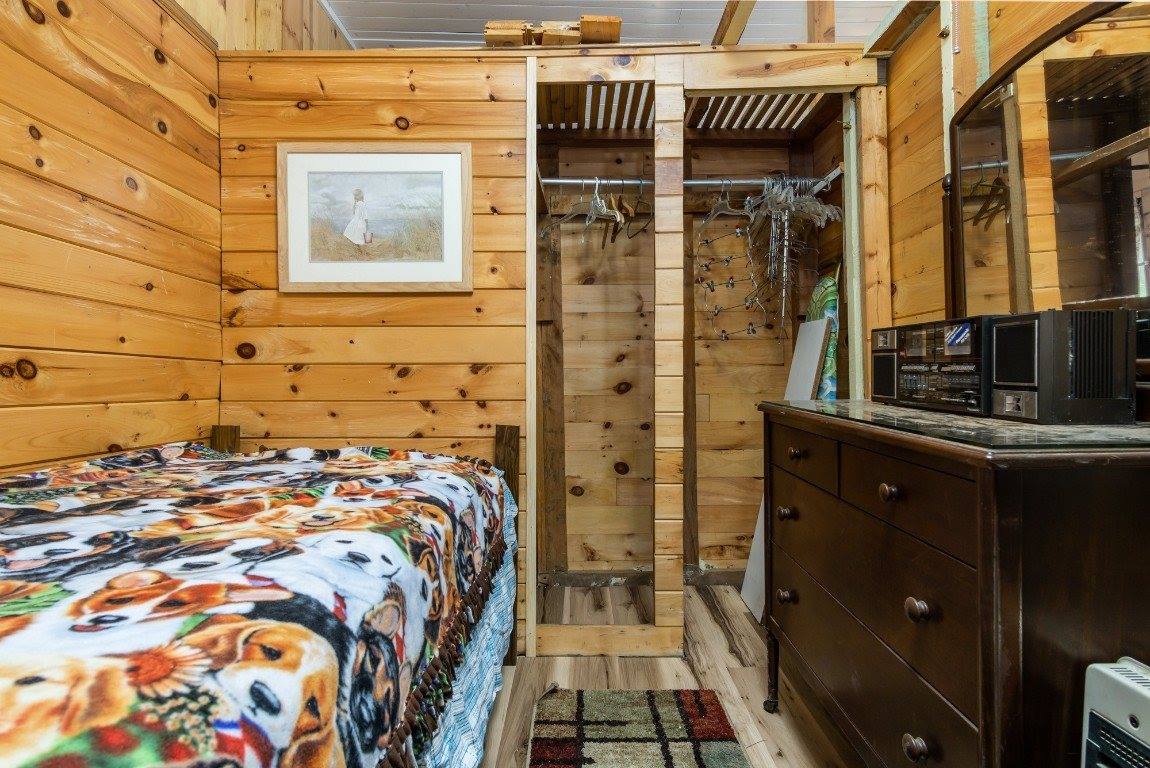 9 D Avenue, Brackney, PA 18812