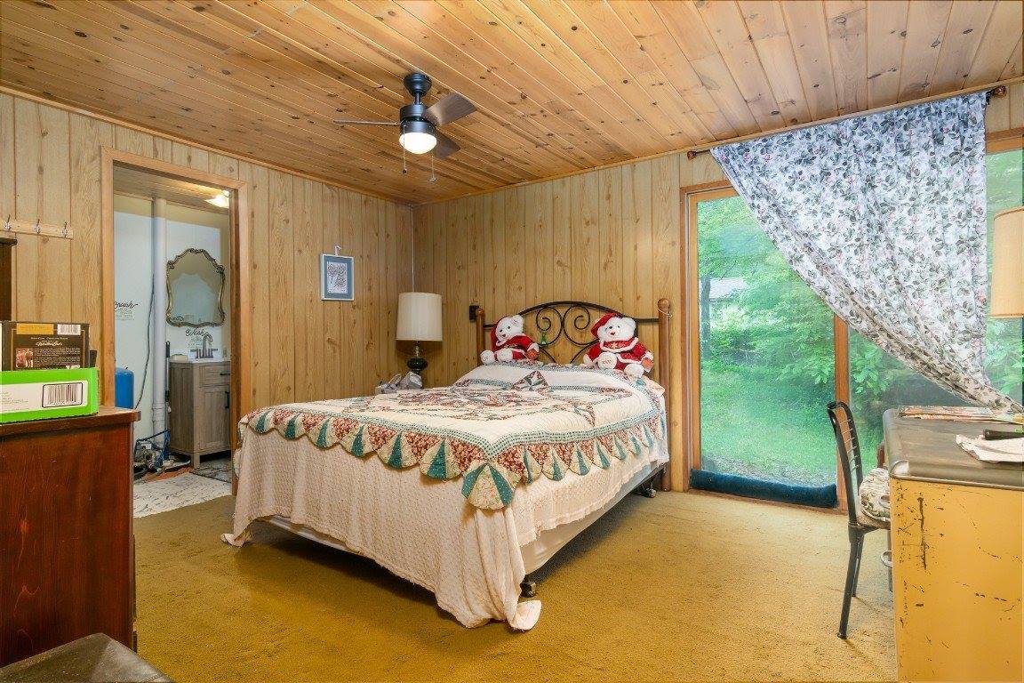 9 D Avenue, Brackney, PA 18812