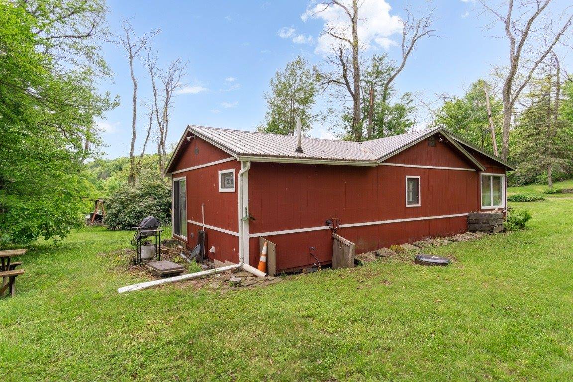 9 D Avenue, Brackney, PA 18812