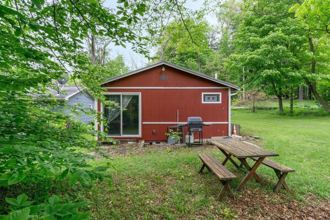 9 D Avenue, Brackney, PA 18812