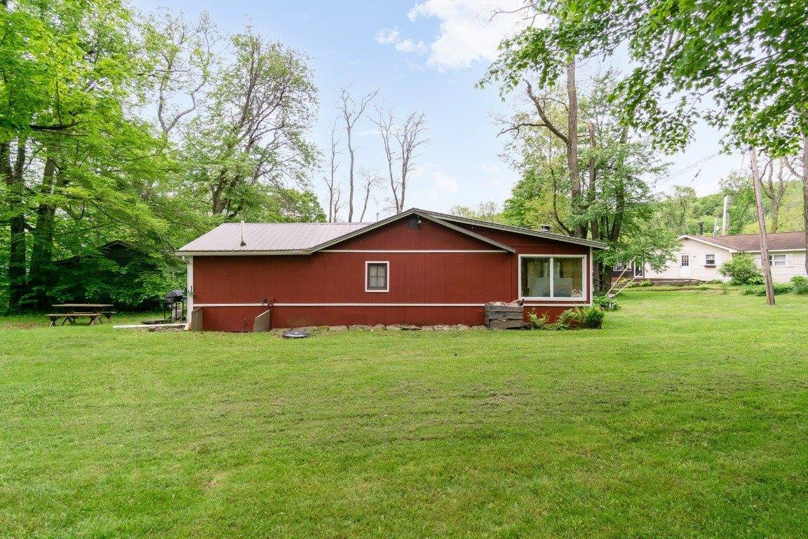 9 D Avenue, Brackney, PA 18812