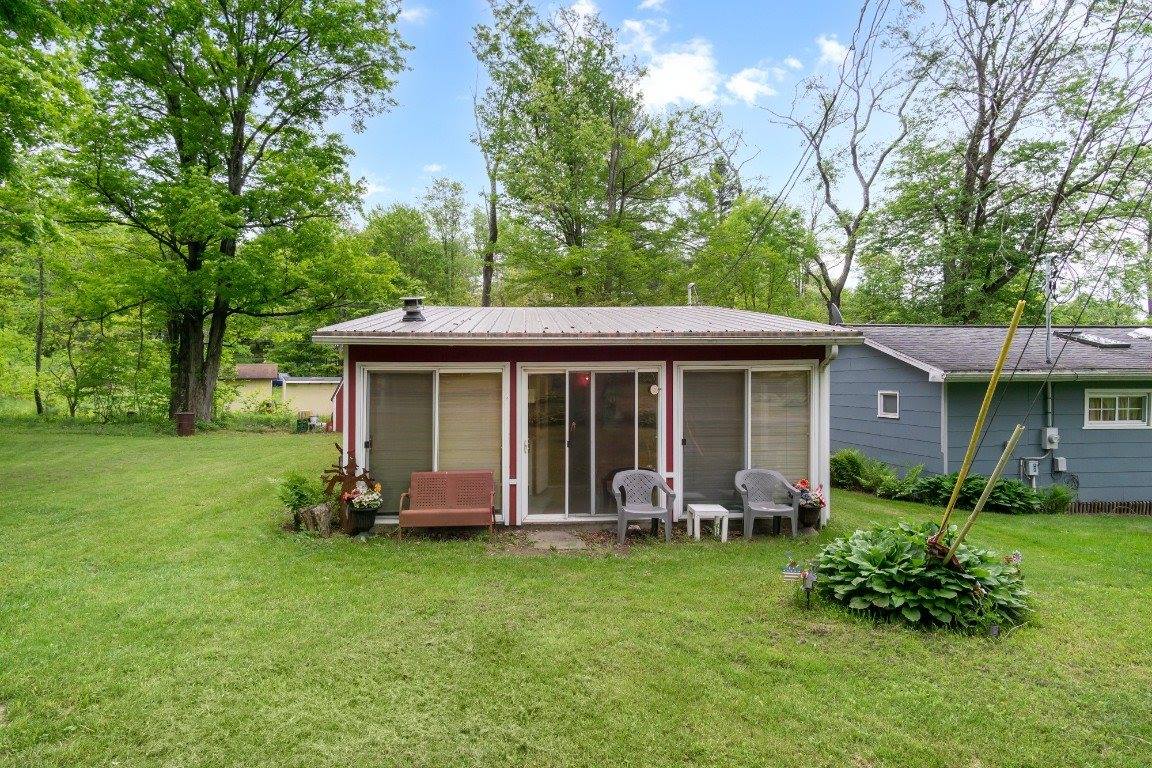9 D Avenue, Brackney, PA 18812