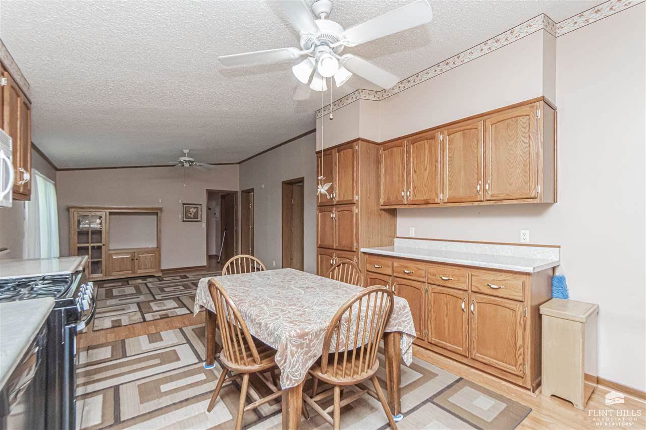 187 East Grandview Drive, Junction City, KS 66441