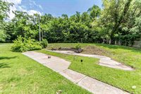 187 East Grandview Drive, Junction City, KS 66441