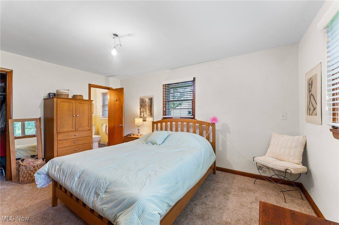 1729 Mccollum Road, Youngstown, OH 44509