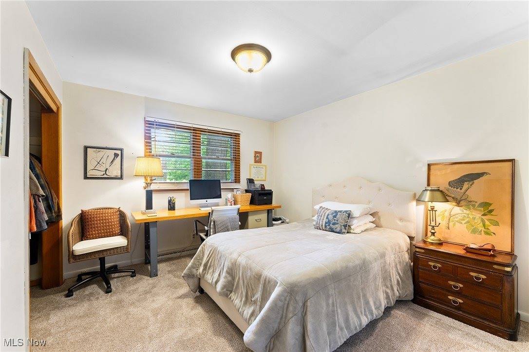 1729 Mccollum Road, Youngstown, OH 44509