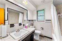 1729 Mccollum Road, Youngstown, OH 44509