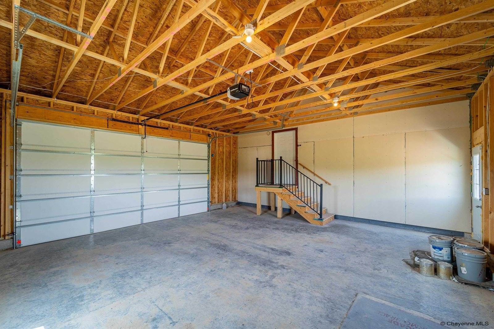 942 Mountain Shdw Dr, Cheyenne, WY 82009