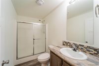 942 Mountain Shdw Dr, Cheyenne, WY 82009