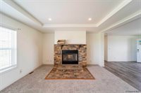 942 Mountain Shdw Dr, Cheyenne, WY 82009