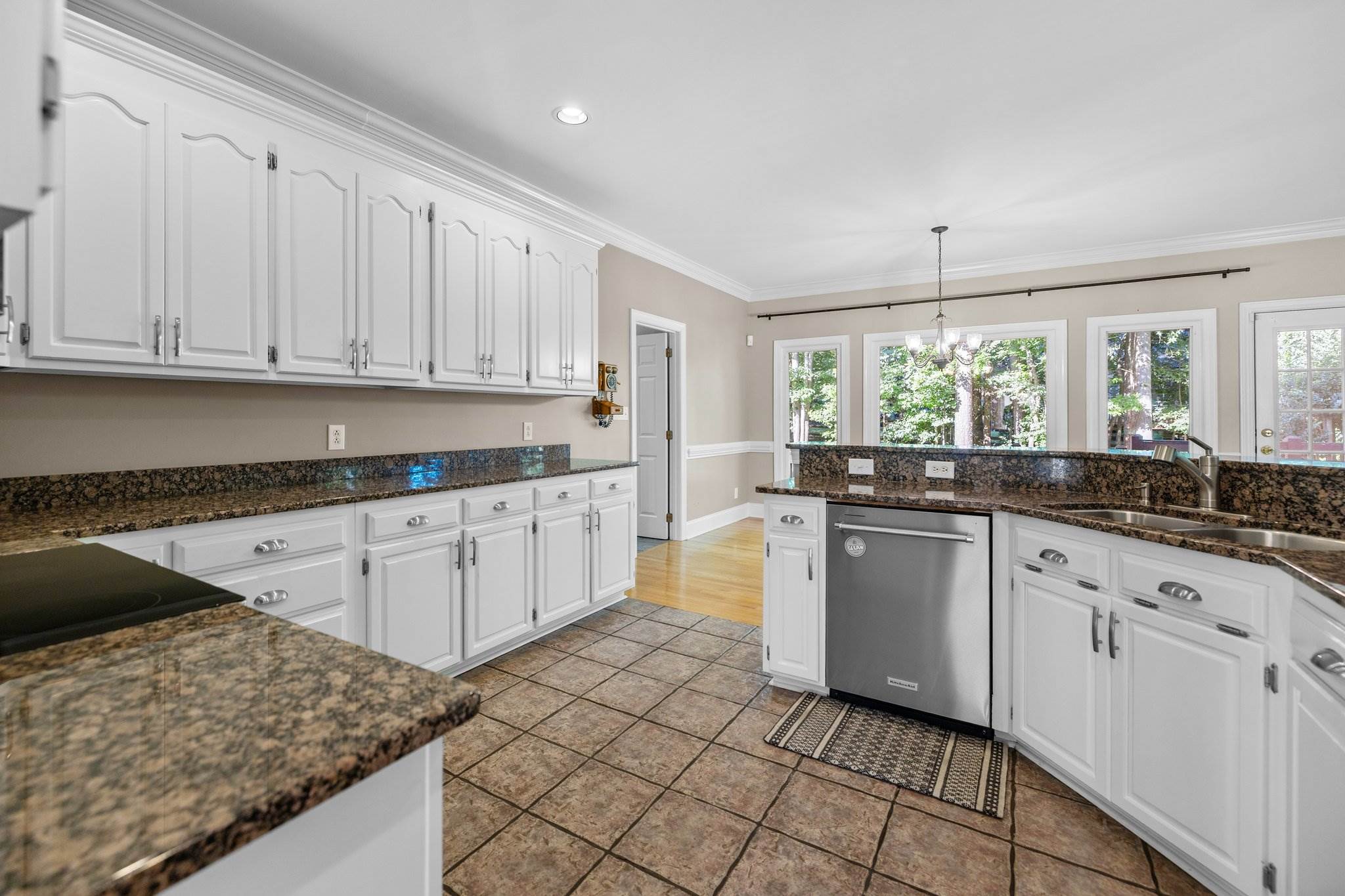 2608 Carmarthen Court, Matthews, NC 28104