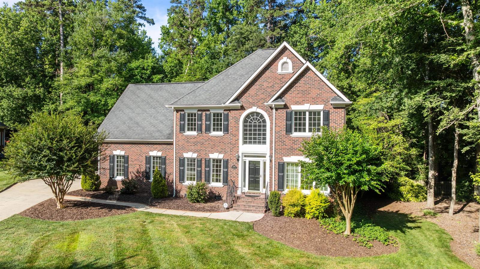 2608 Carmarthen Court, Matthews, NC 28104