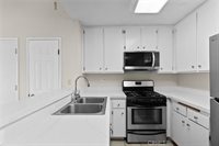 18752 Mandan Street, Canyon Country, CA 91351