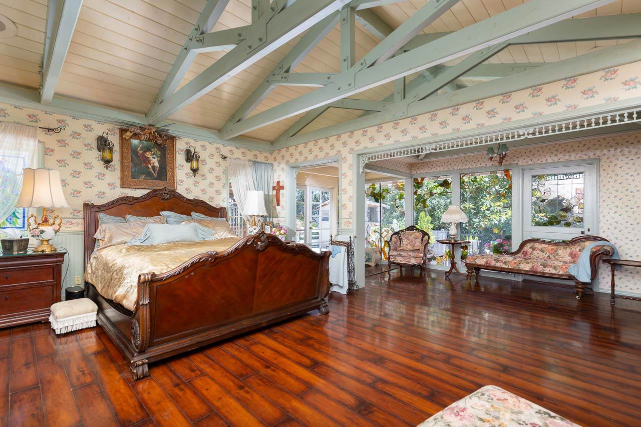 11339 Rolling Hills Dr, El Cajon, CA 92020