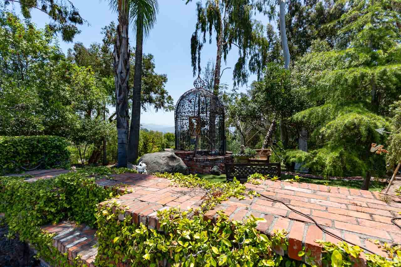 11339 Rolling Hills Dr, El Cajon, CA 92020