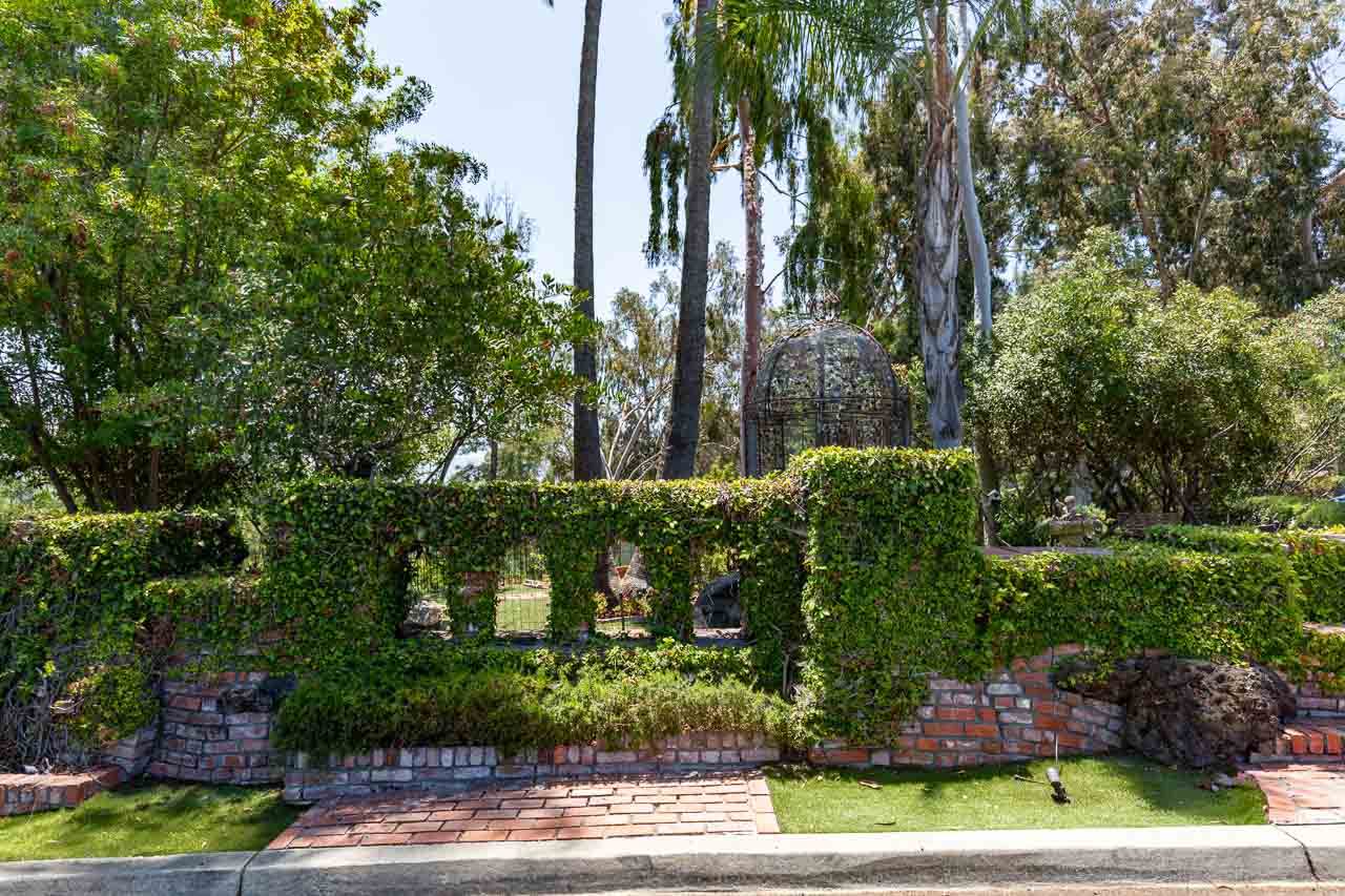 11339 Rolling Hills Dr, El Cajon, CA 92020