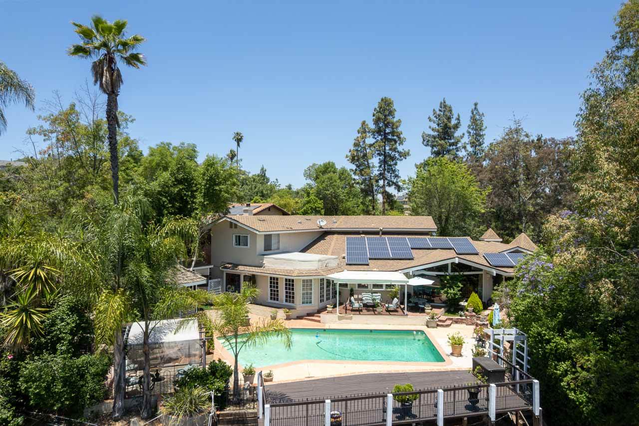 11339 Rolling Hills Dr, El Cajon, CA 92020