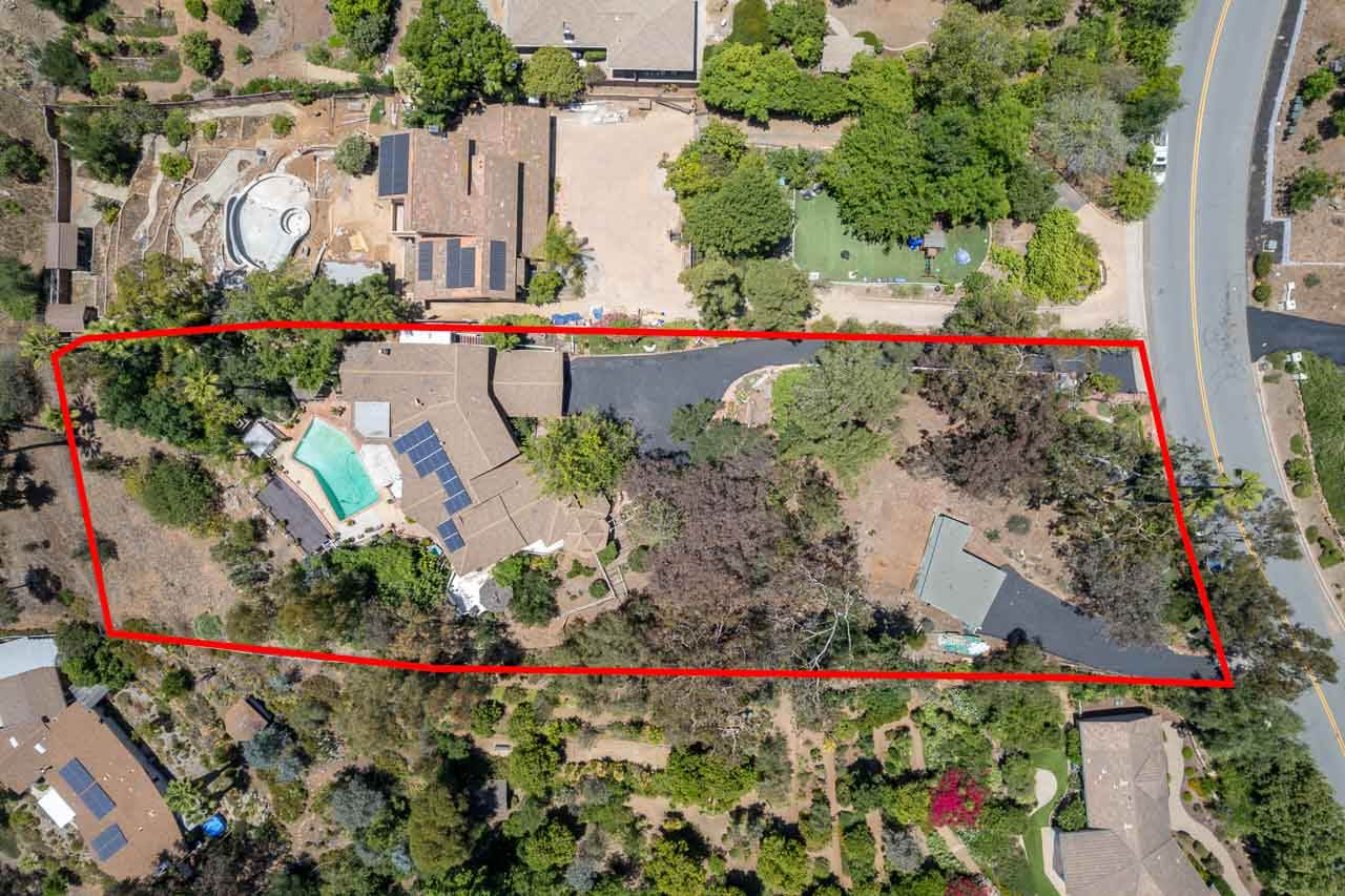 11339 Rolling Hills Dr, El Cajon, CA 92020