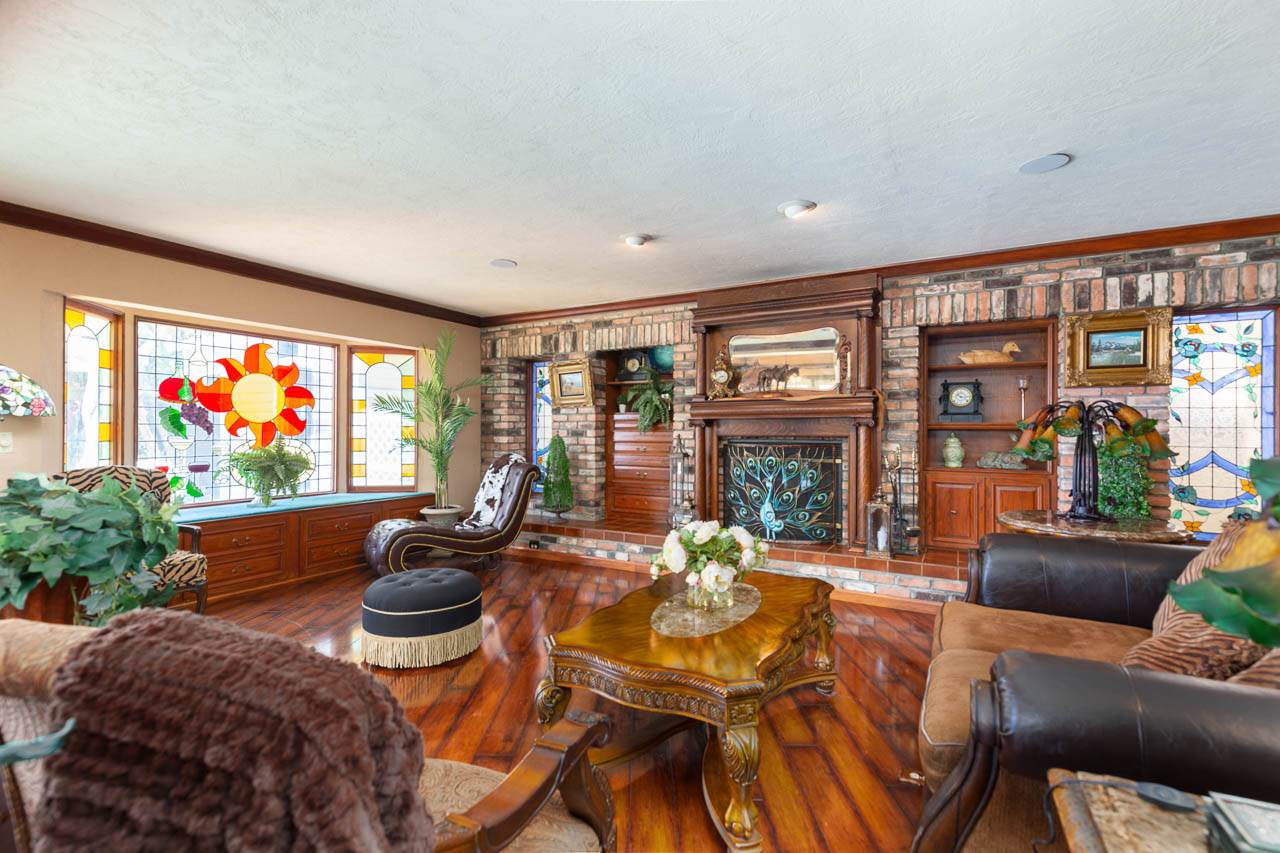 11339 Rolling Hills Dr, El Cajon, CA 92020