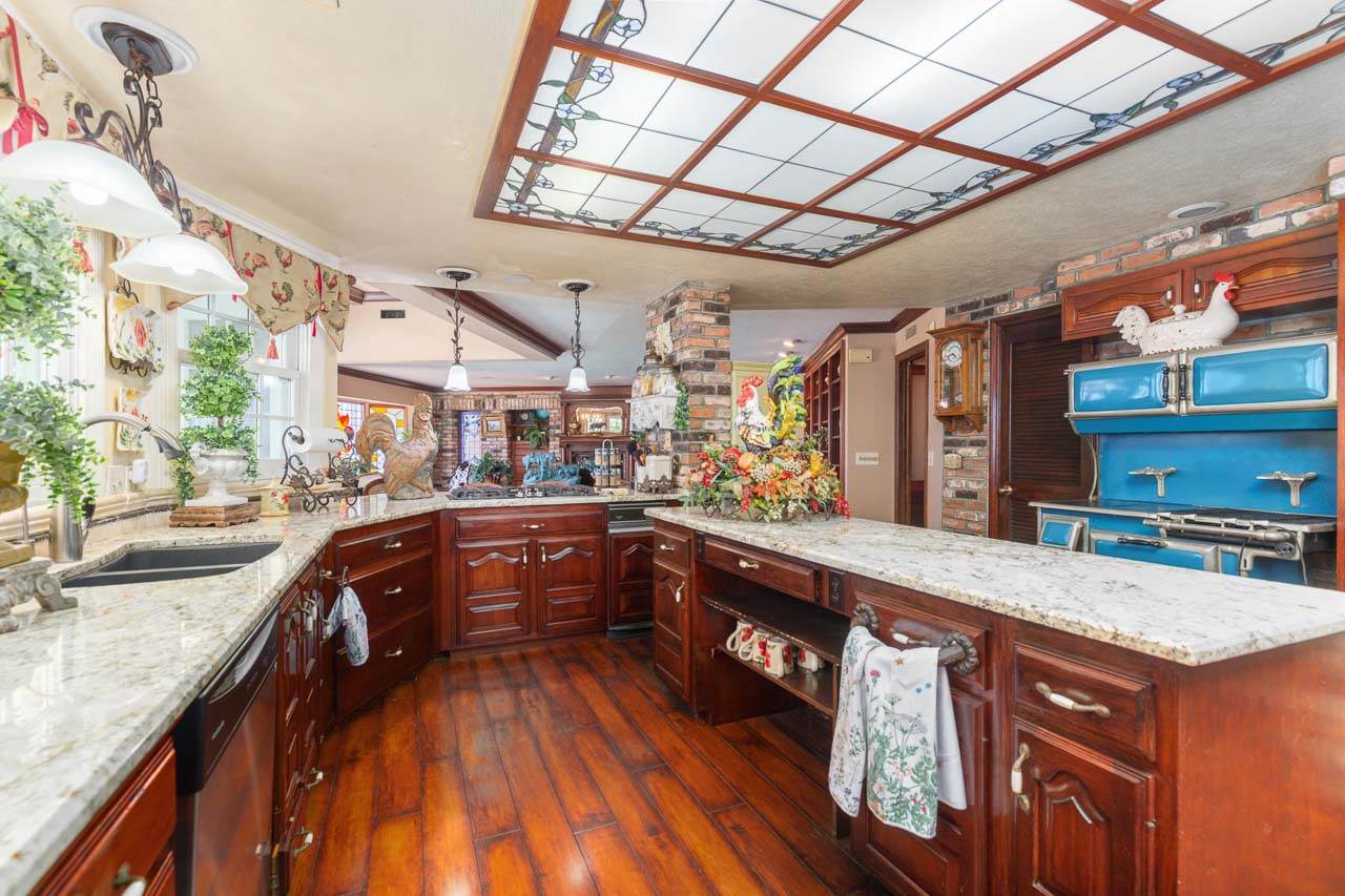 11339 Rolling Hills Dr, El Cajon, CA 92020