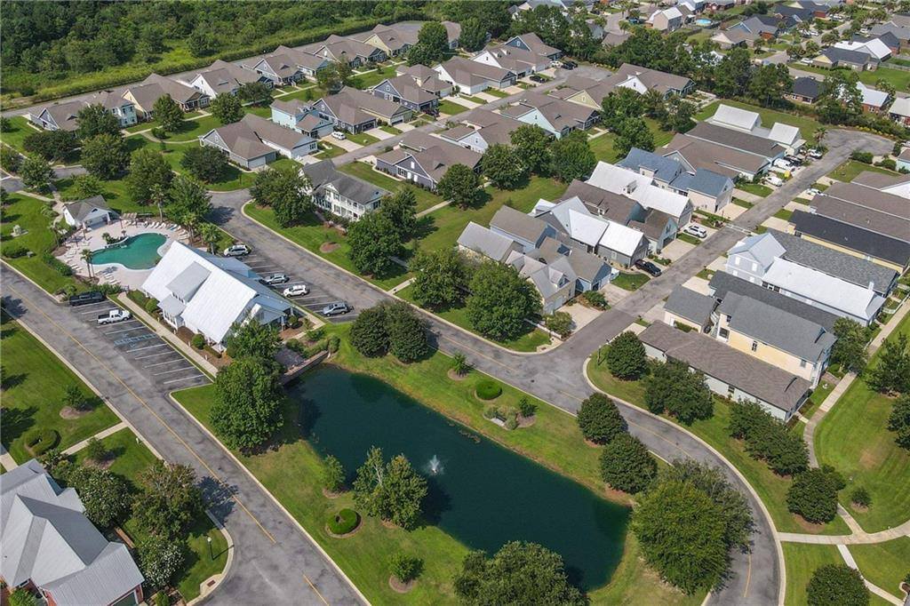 1050 Snapdragon Lane, Foley, AL 36535