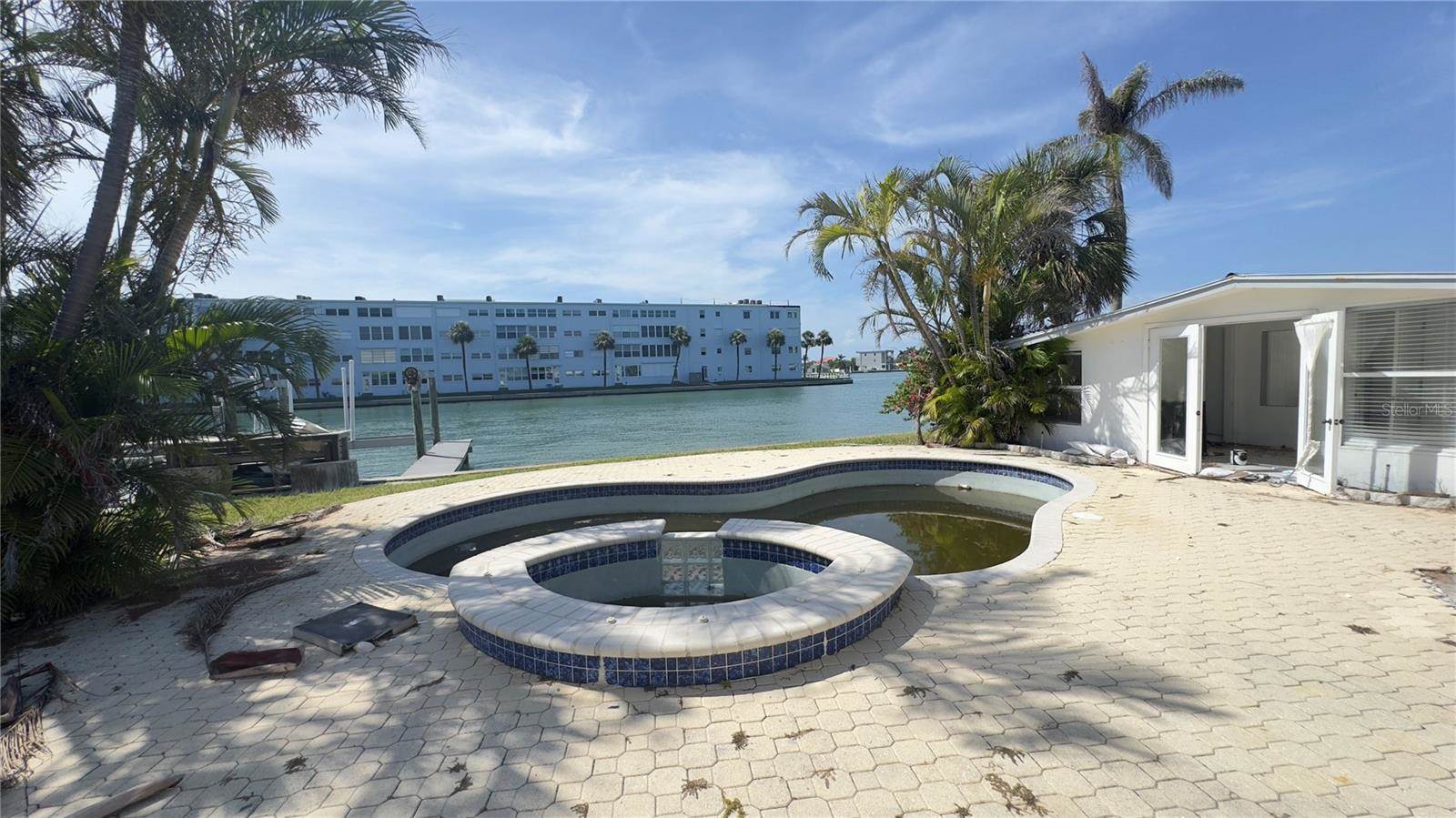 205 55TH Avenue, Saint Pete Beach, FL 33706