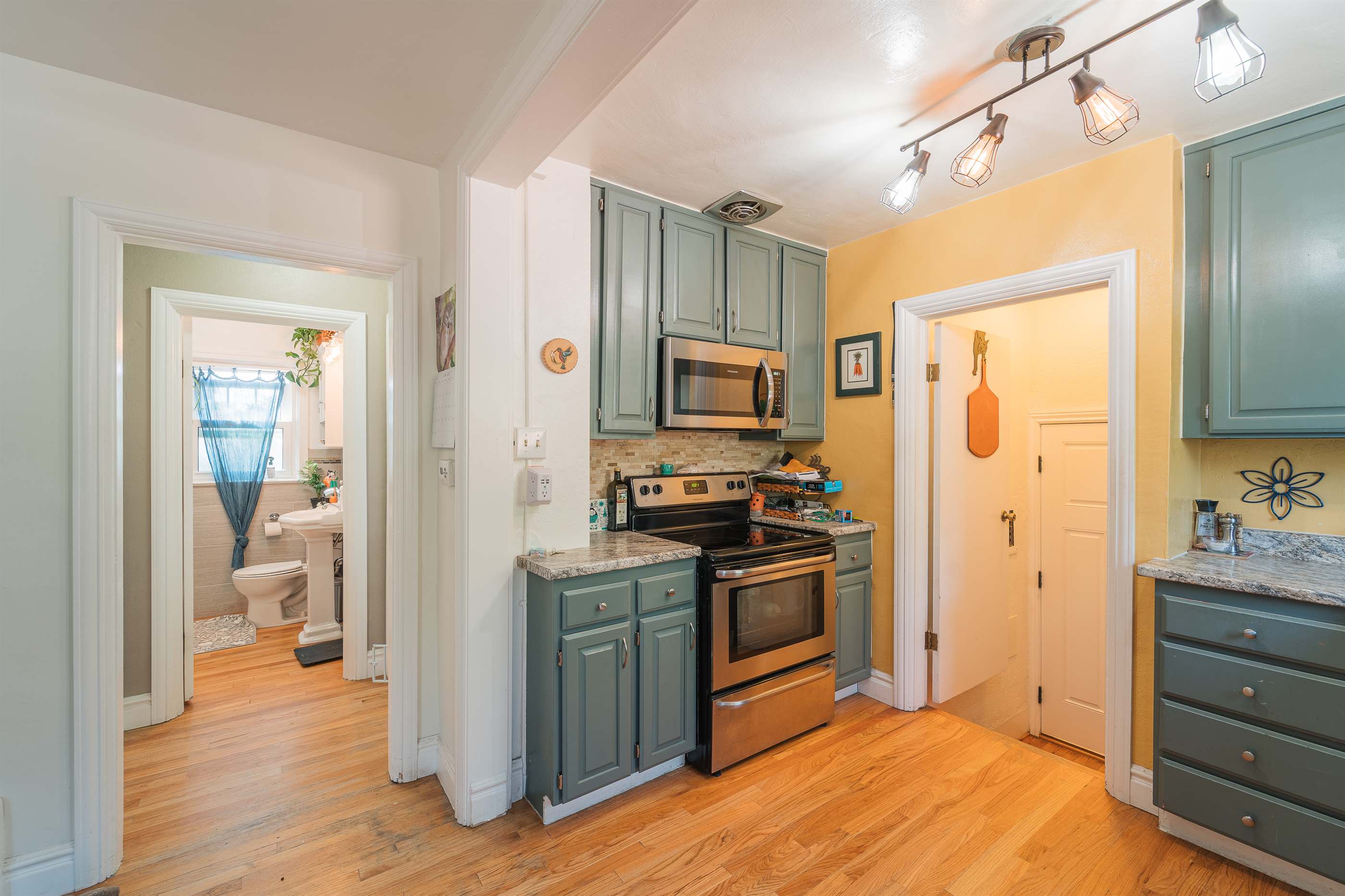 1714 Dunn Ave, Cheyenne, WY 82001