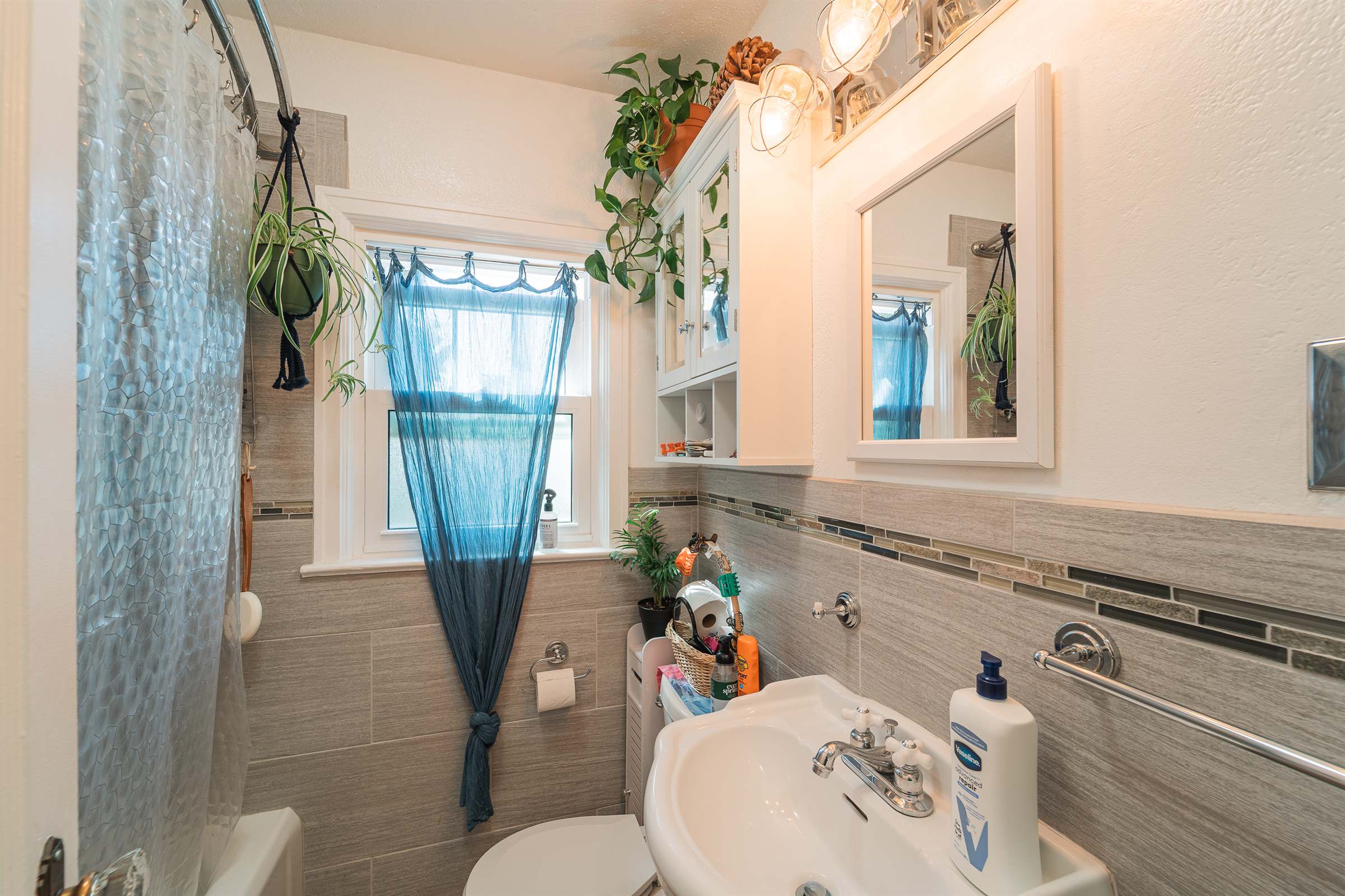 1714 Dunn Ave, Cheyenne, WY 82001