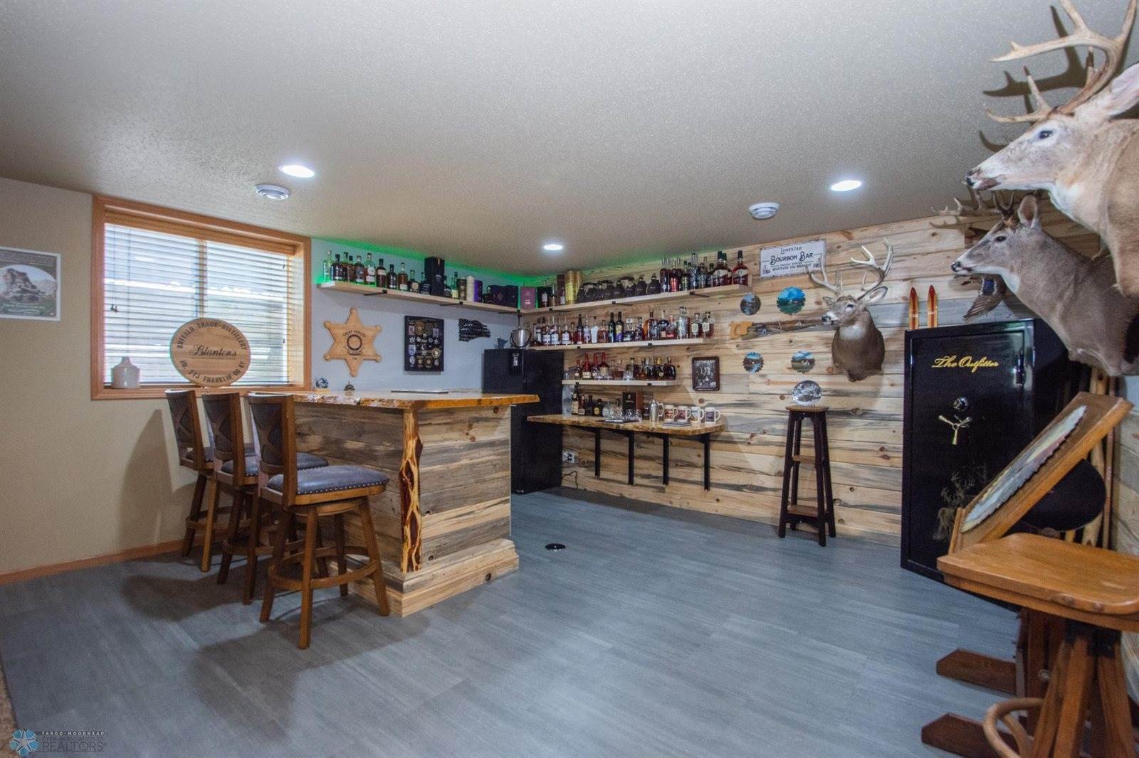 1218 35th Street Circle South, Moorhead, MN 56560